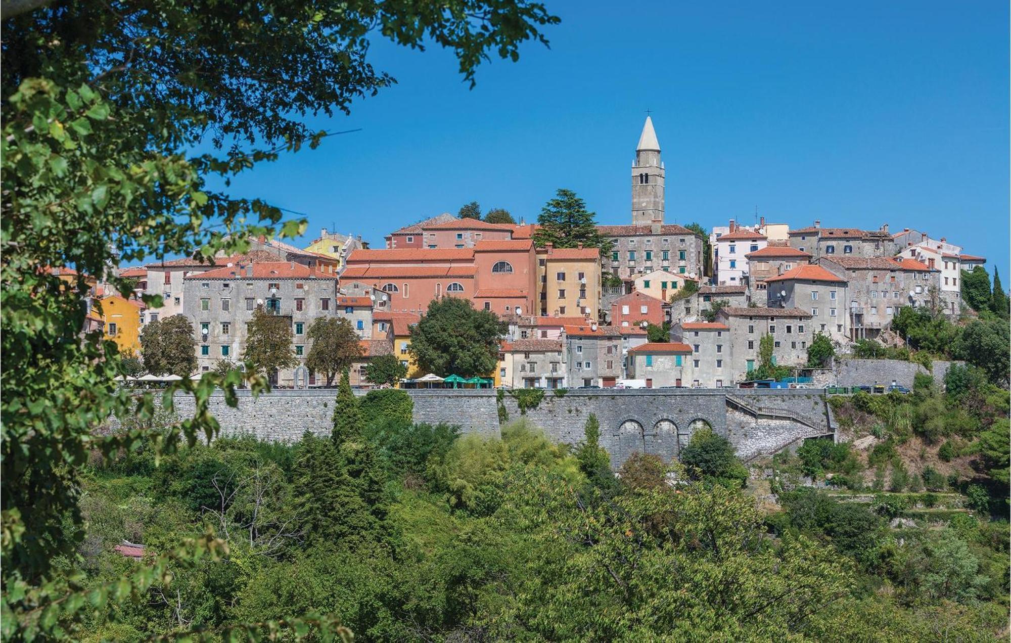 Awesome Apartment In Labin With Wifi Raša Kültér fotó