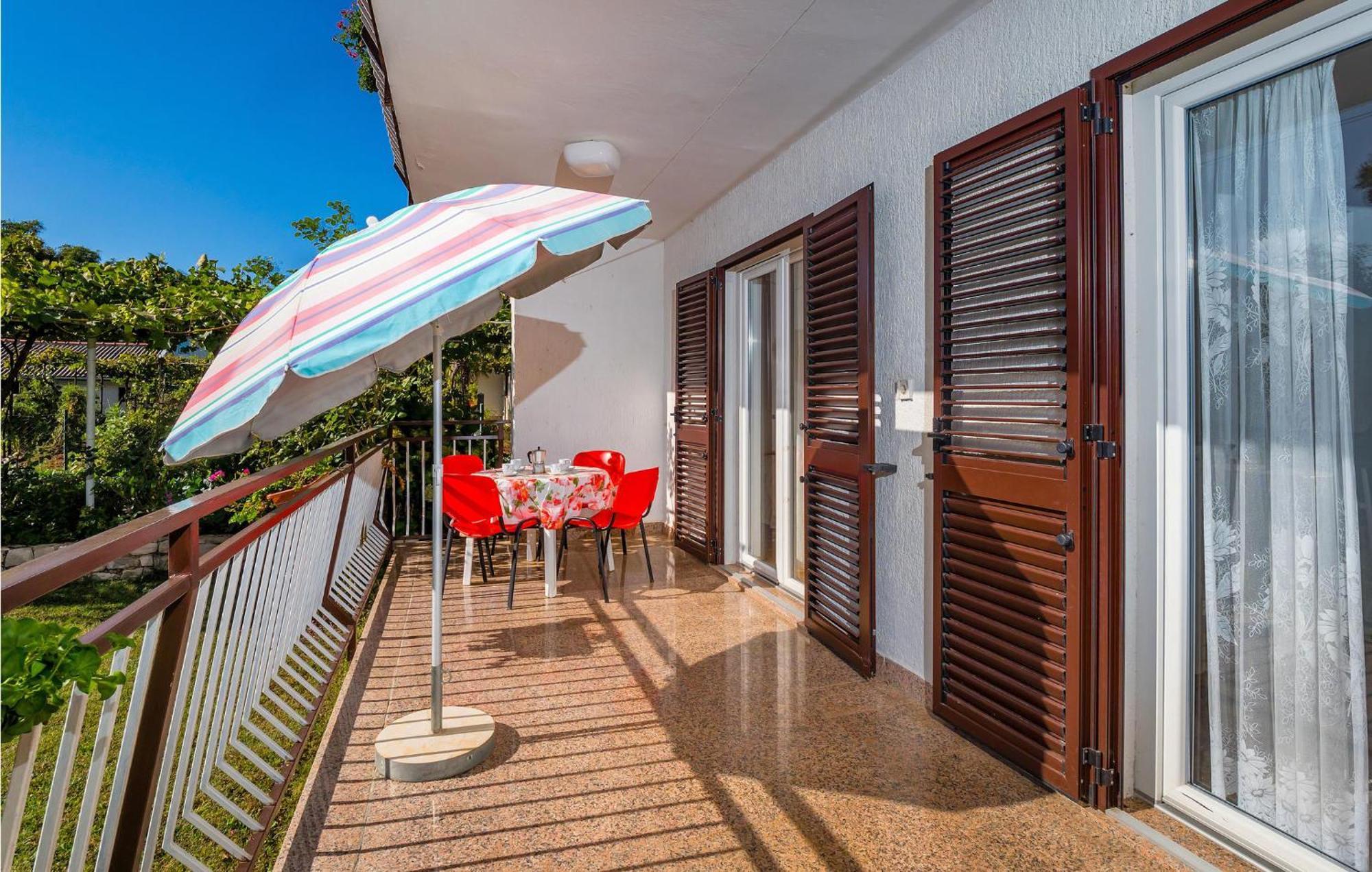 Awesome Apartment In Labin With Wifi Raša Kültér fotó
